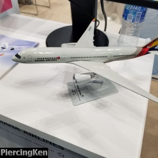 convention photos, travel and adventure show 2022, photos from the travel and adventure show, ken pierce media photo