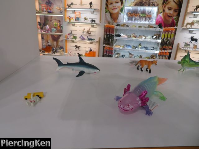 toy fair, toy fair 2025, photos from toy fair 2025, ken pierce media photo